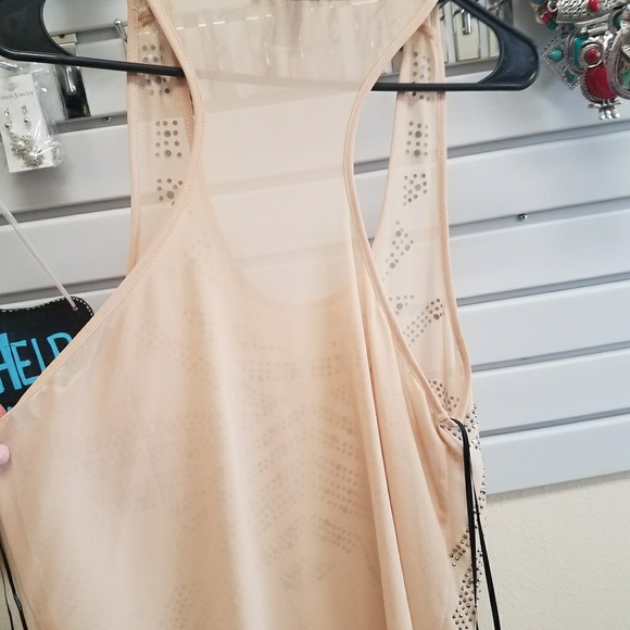 Top - Picture 3 of 6